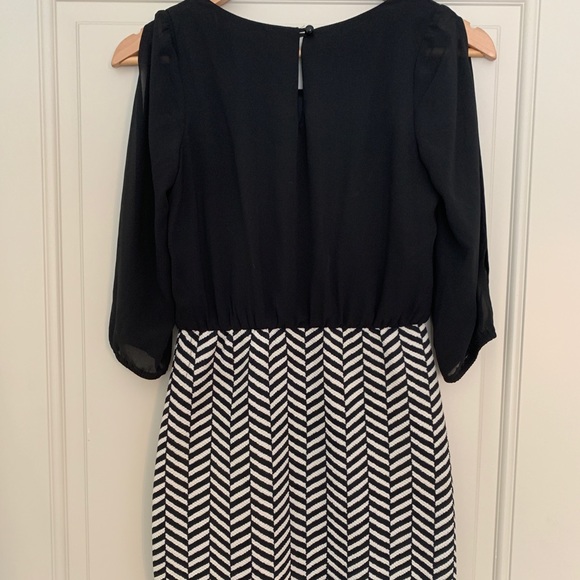 Black Patterned Mini Dress - Picture 6 of 6